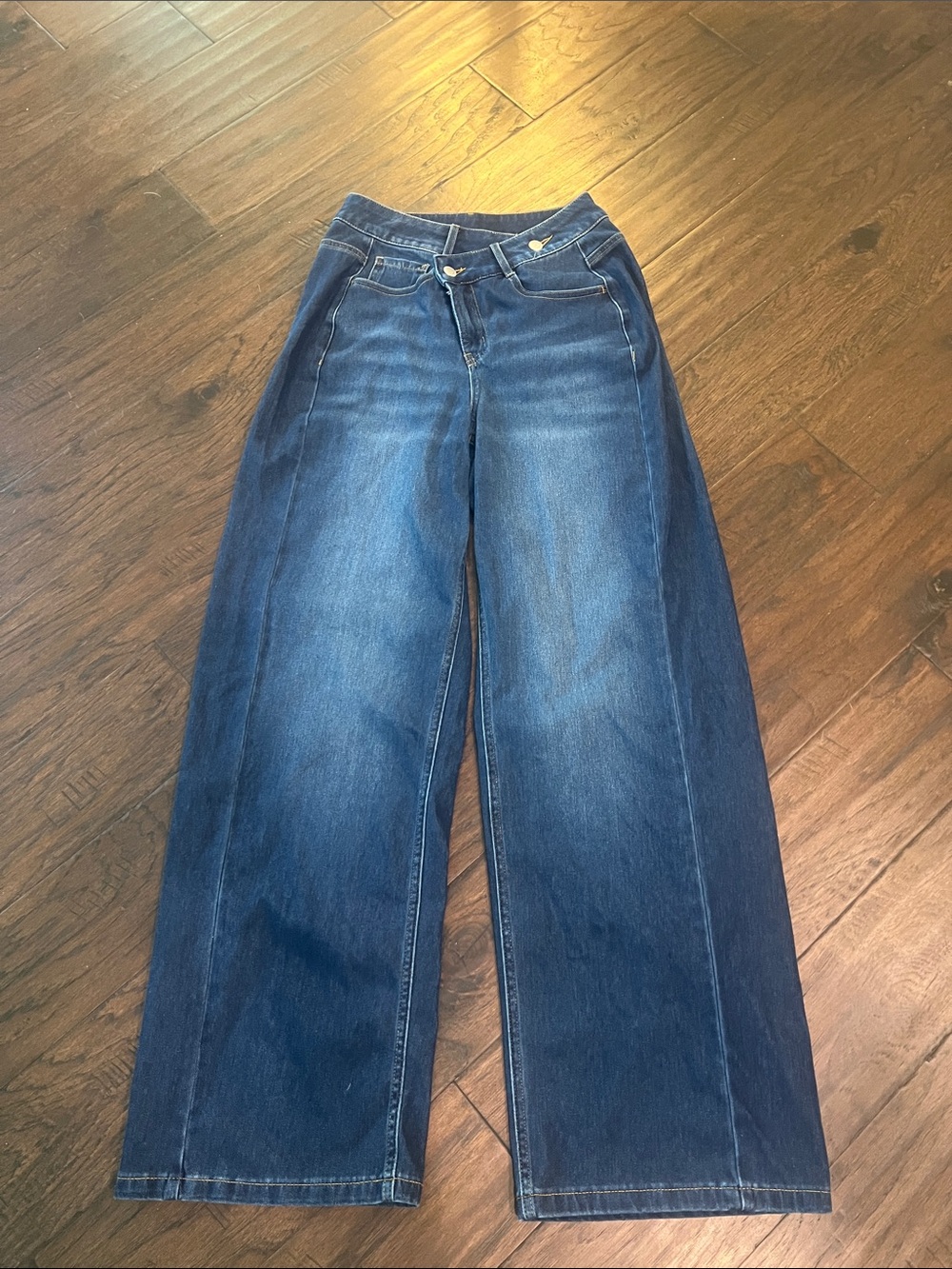 HALARA Flex Asymmetric Zippered Wide-Leg Jeans XS Like new!